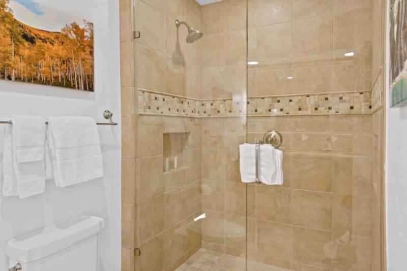 Ridgepoint Townhome 198 By East West Hospitality Beaver Creek Ngoại thất bức ảnh
