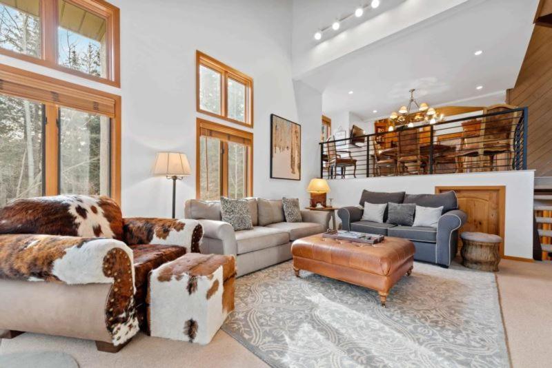 Ridgepoint Townhome 198 By East West Hospitality Beaver Creek Ngoại thất bức ảnh
